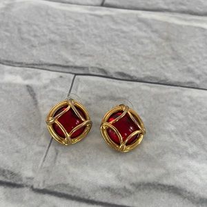 Vintage Joan Rivers caged gold toned pierce earrings